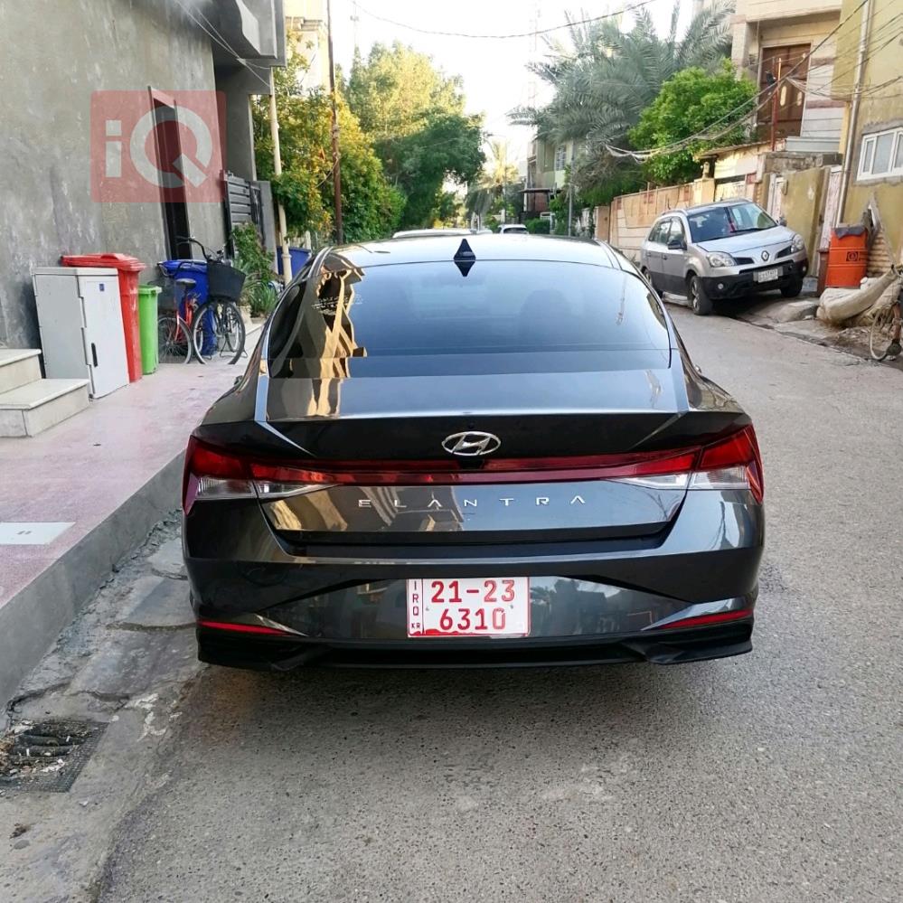 هیوندای ئەلەنترا